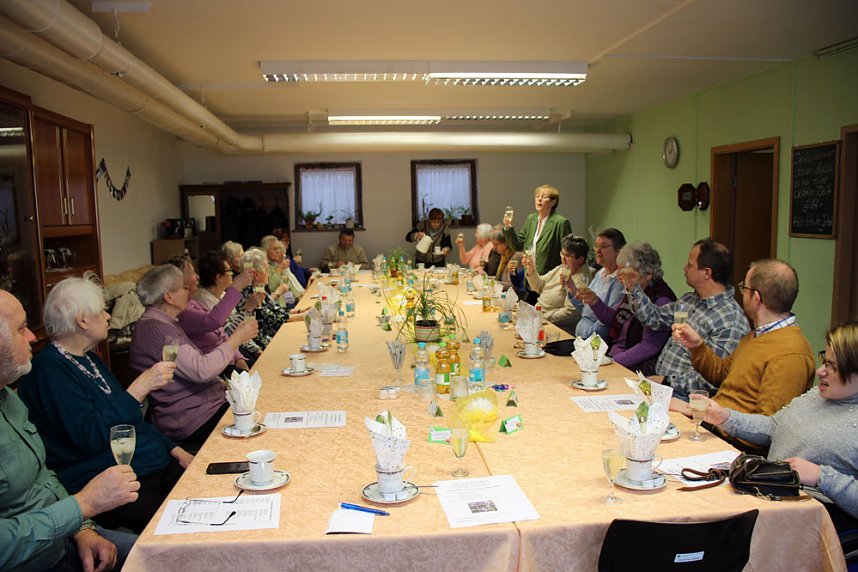 Ein Toast aufs neue Jahr