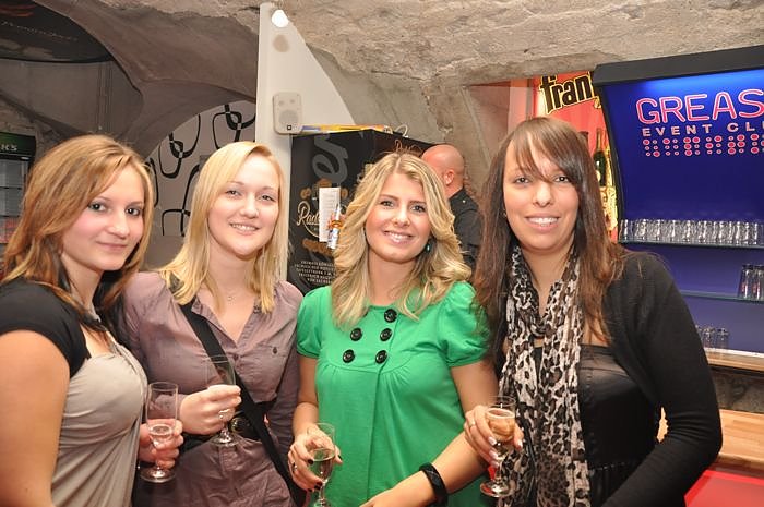 Ladykracher im Grease