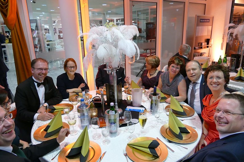 24. &Auml;rzte- Apothekerball