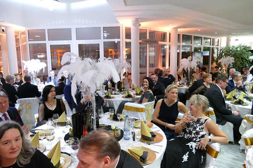 24. &Auml;rzte- Apothekerball