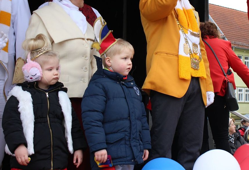Rosenmontag auf dem Markt Sondershausen