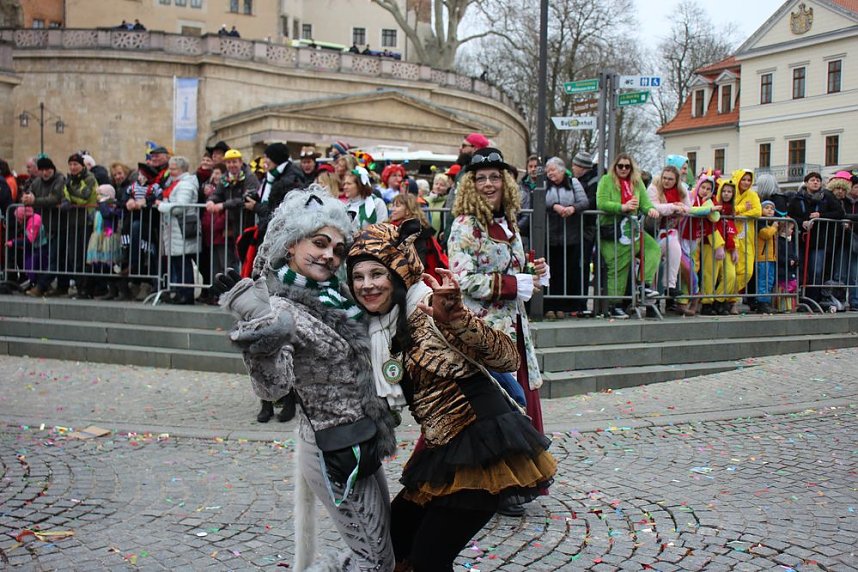 Rosenmontag auf dem Markt Sondershausen