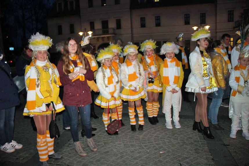 Nubbel den Flammen &uuml;bergeben