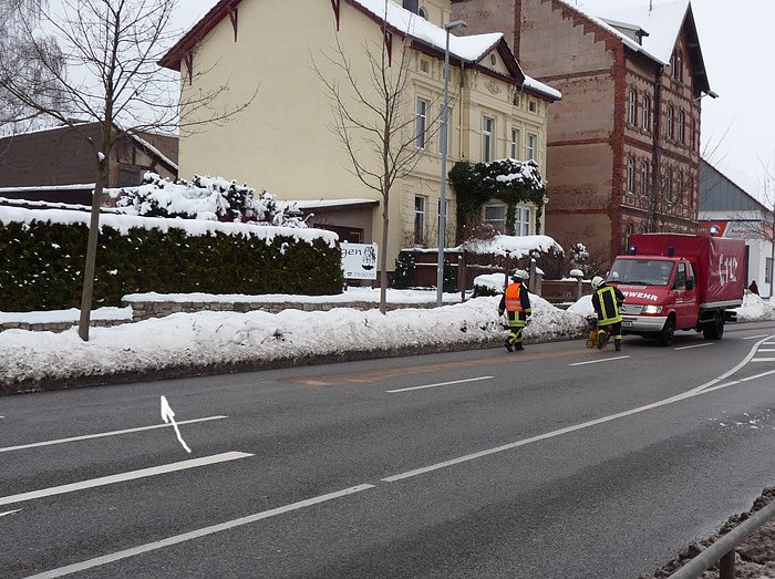 &Ouml;lspur quer durch Sondershausen