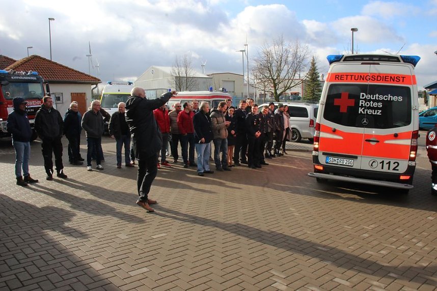 Neue Rettungswache &uuml;bergeben
