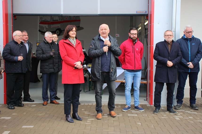 Neue Rettungswache &uuml;bergeben