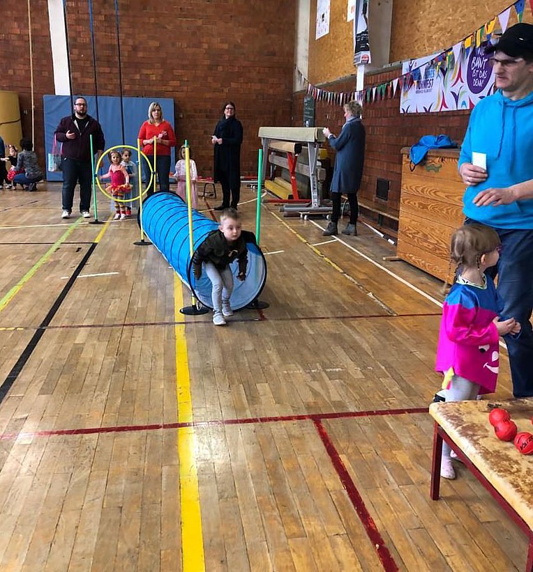 Was machen die J&uuml;ngsten im Turnen?