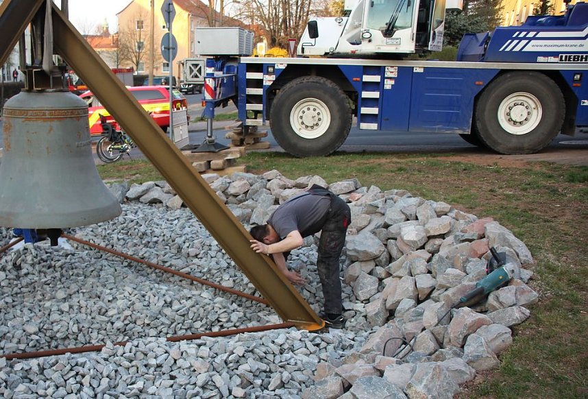 Ged&auml;chtnisglocke aufgestellt
