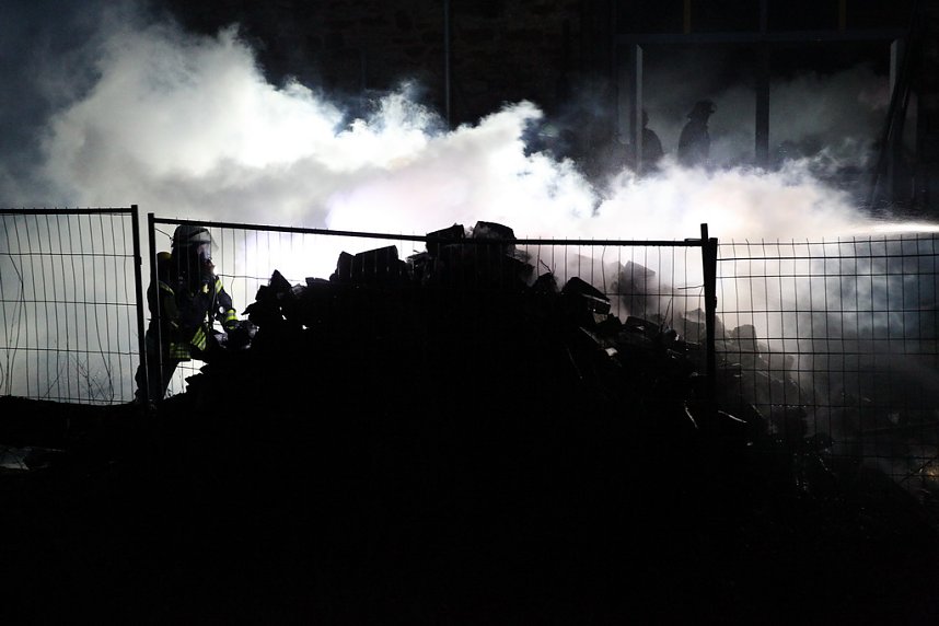 Unklarer Brand gemeldet