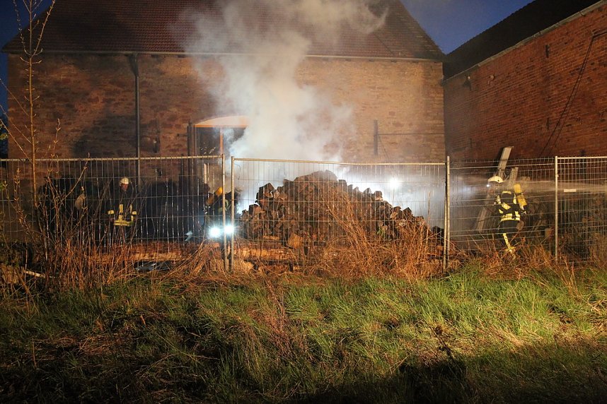 Unklarer Brand gemeldet