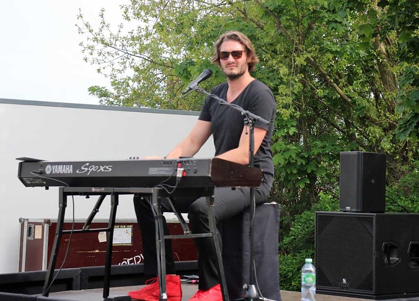 Zweite Auflage des Hebeb&uuml;hnenkonzert