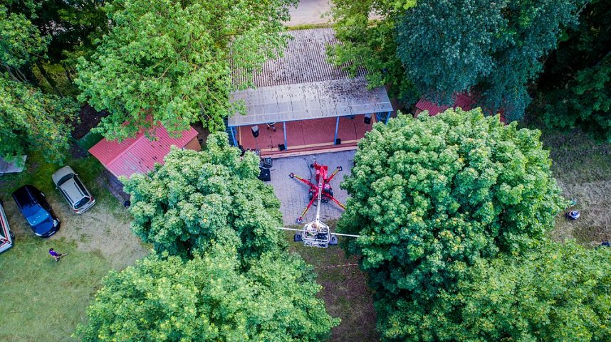 Hardrockband "Rikk Arving" beim Hebeb&uuml;hnenkonzert
