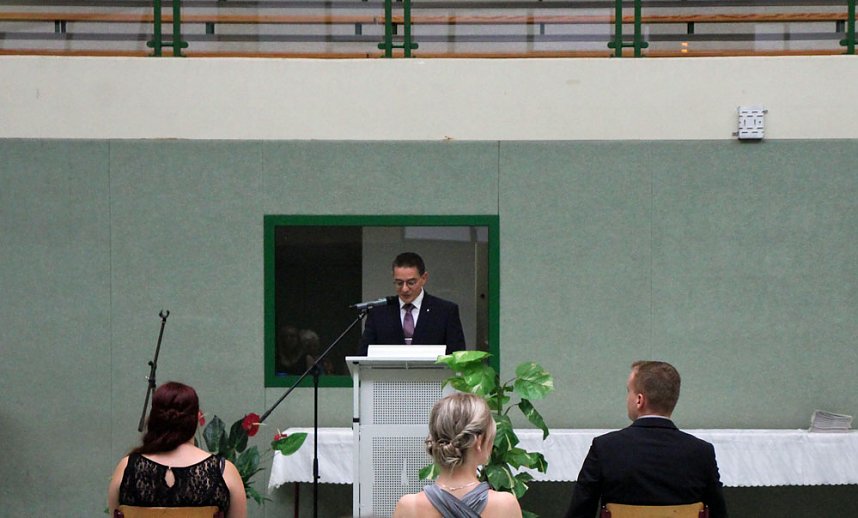 Eine unvergessliche Zeugnis&uuml;bergabe im SBZ