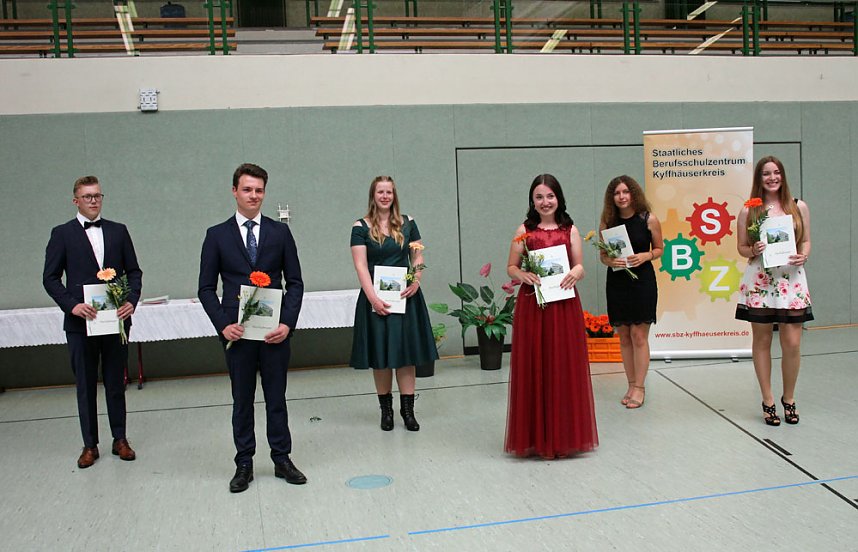 Eine unvergessliche Zeugnis&uuml;bergabe im SBZ