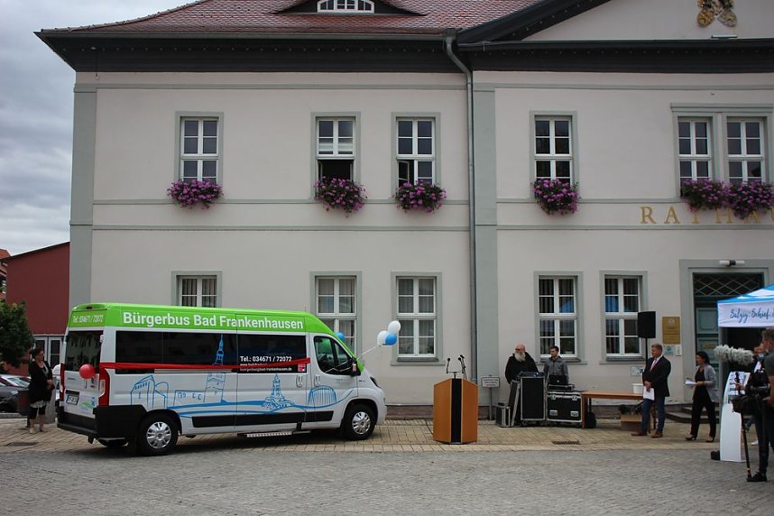 Startschuss f&uuml;r B&uuml;rgerbus in Bad Frankenhausen