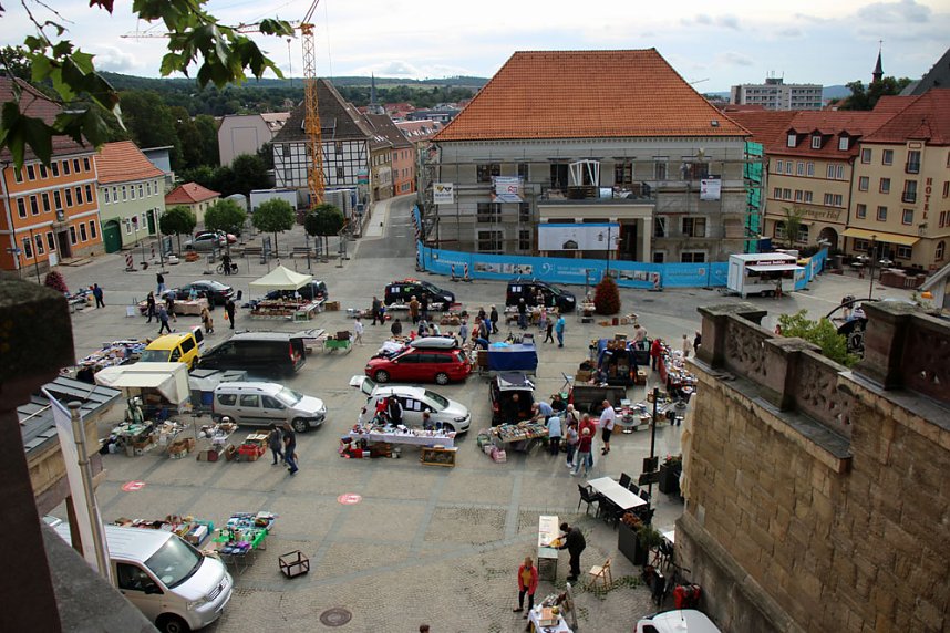 Erfolgreicher Antik-Tr&ouml;delmarkt in Sondershausen