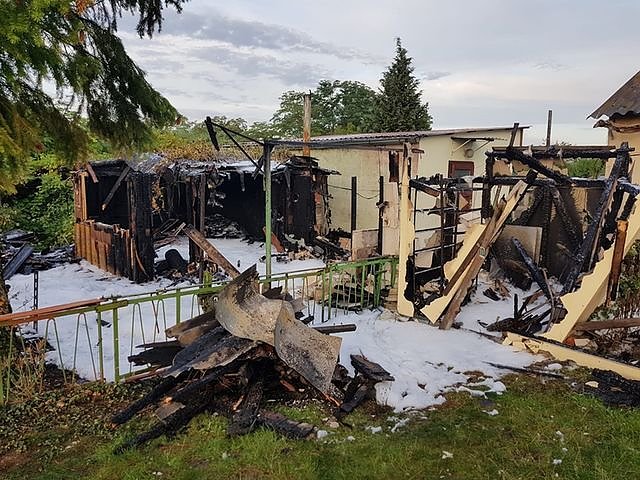 Gartenlaubenbrand in Ro&szlig;leben
