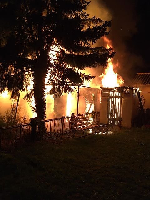 Gartenlaubenbrand in Ro&szlig;leben