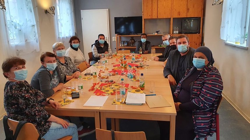 "Zusammen leben, zusammen wachsen"