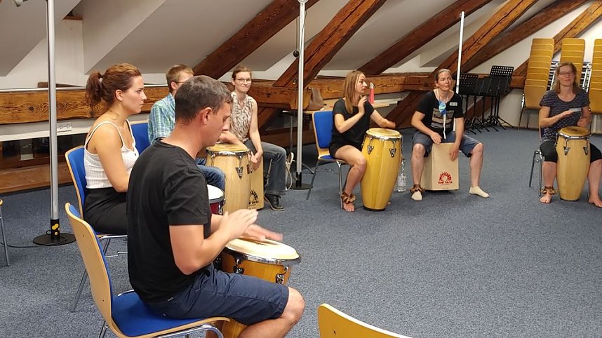 Kurs Elementare Musikpraxis erfolgreich gestartet