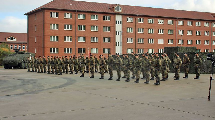 Kommandeurswechsel beim Panzerbataillon 393 "Th&uuml;ringer L&ouml;we" in der Kyffh&auml;user Kaserne Bad Frankenhausen statt....