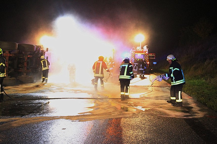 LKW-Unfall auf der A 38