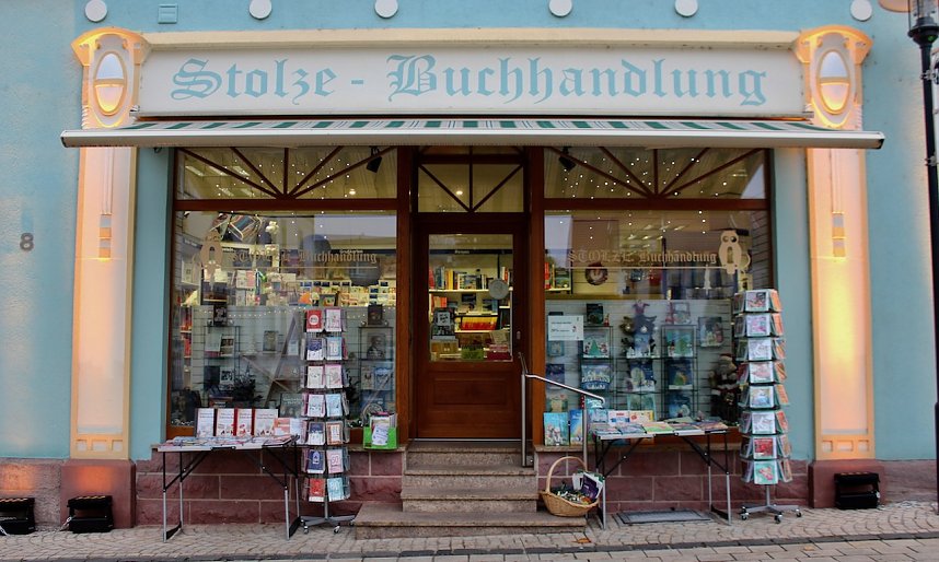 Seit 30 Jahre besteht die Stolze-Buchhandlung