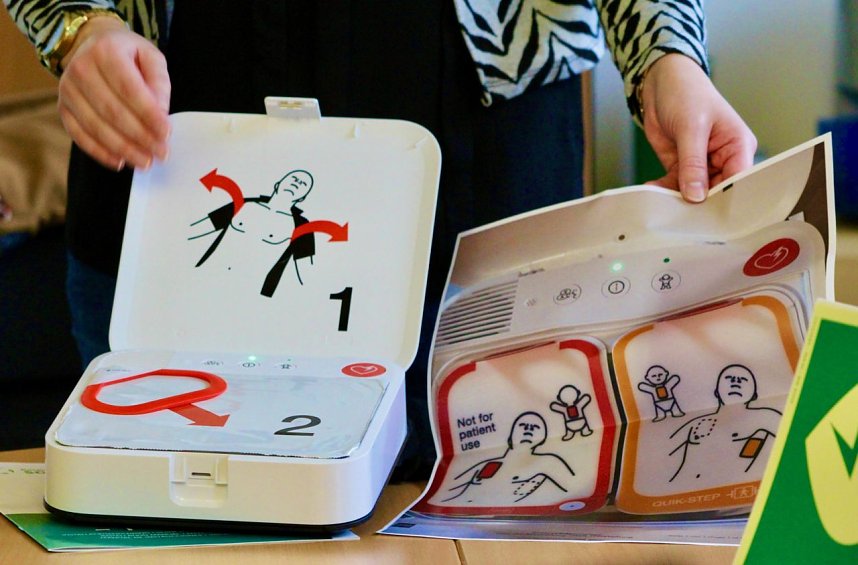 Lebensretter mit akustischer Gebrauchsanweisung