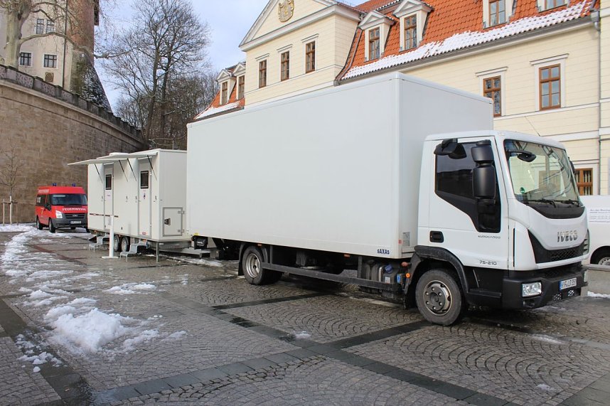 Abstrichmobil mit Zugmaschine