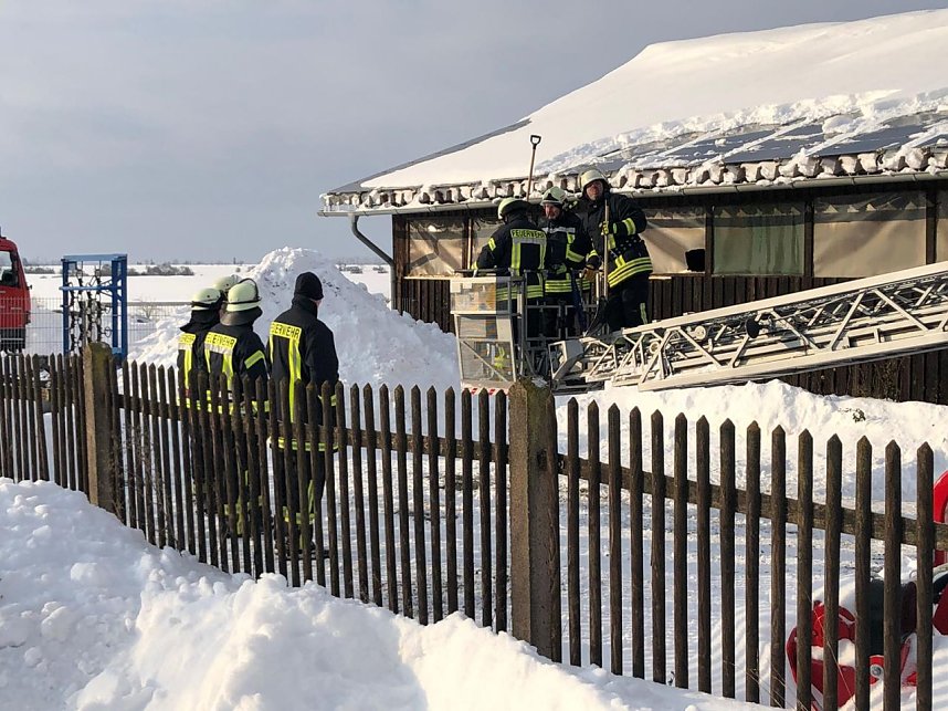Scheunendach drohte einzubrechen