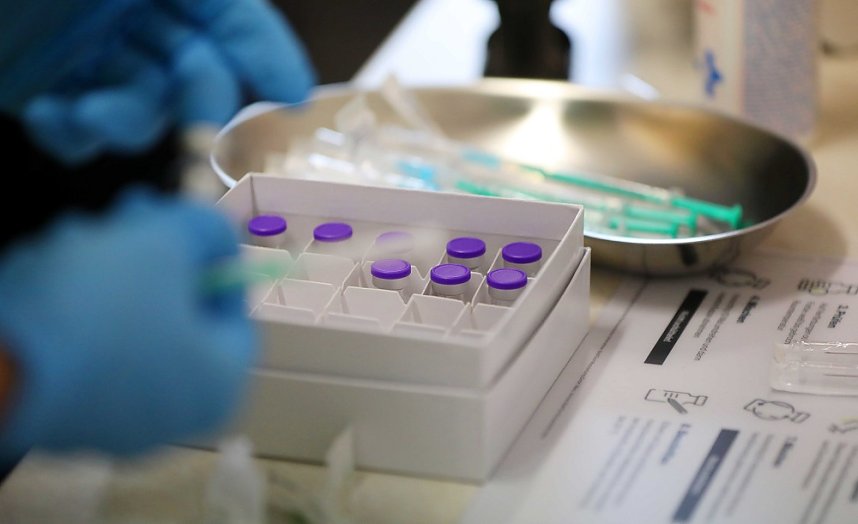 Covid19 Impfung im Pflegeheim Schloss Sophie von K&uuml;hn in Gr&uuml;ningen und im Seniorenzentrum Am Waidhof 