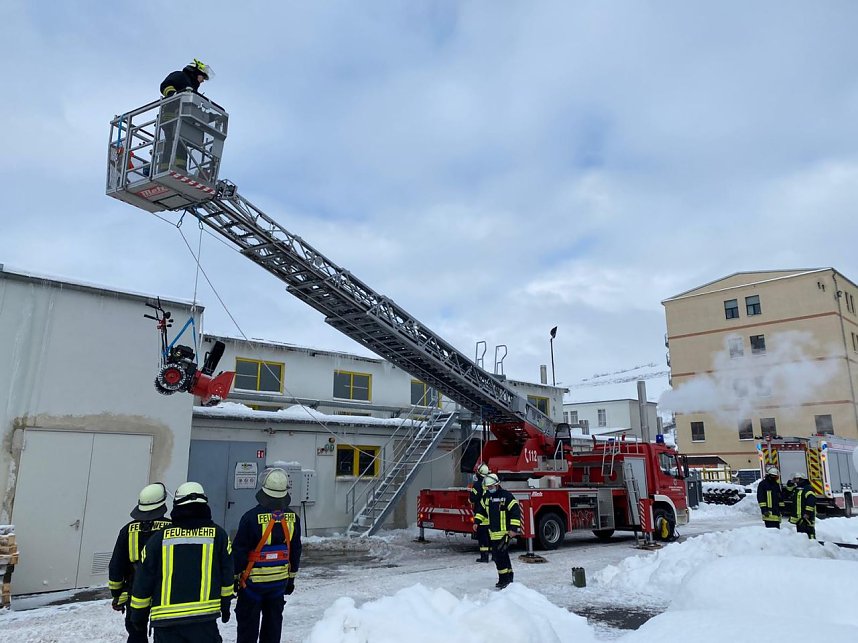 Dr&auml;ngender R&auml;umeinsatz bei Isoplus