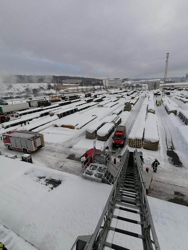 Dr&auml;ngender R&auml;umeinsatz bei Isoplus