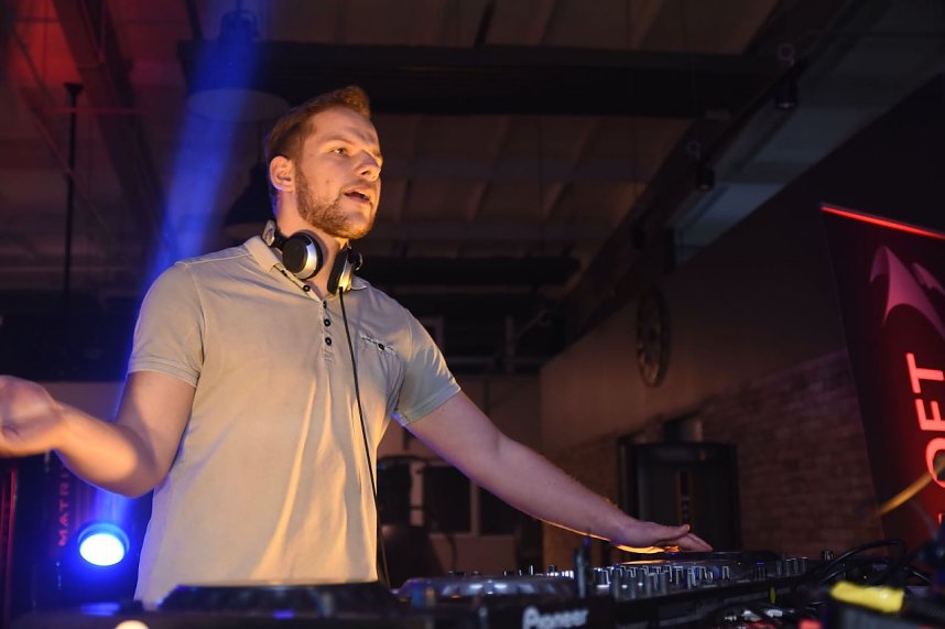 Livemusik aus dem Fitnessloft