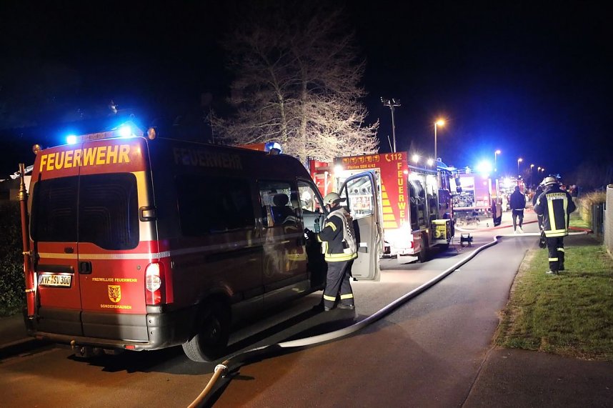 Gartenlaube brannte in Gro&szlig;furra