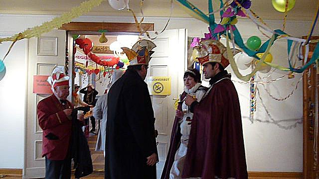 Erst&uuml;rmung Rathaus