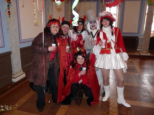 Erst&uuml;rmung Rathaus