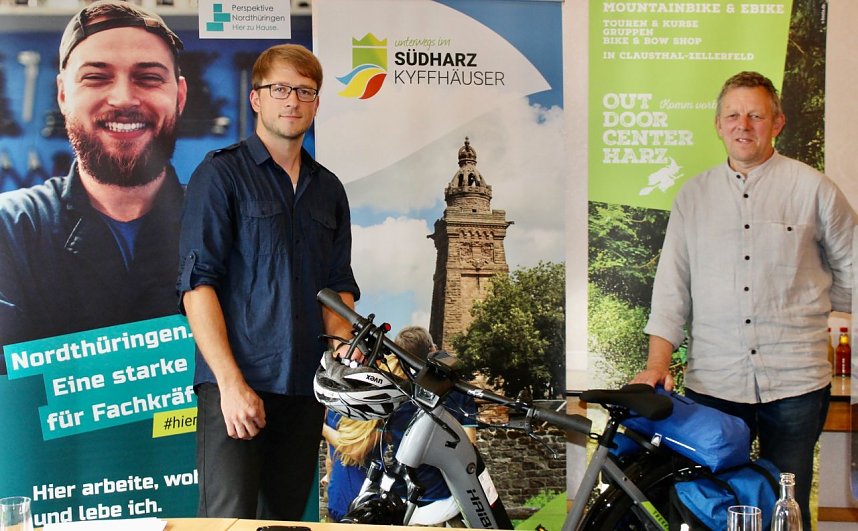 Maurice Schwamberger (Harz Agentur, Projektverantwortlicher); Michael Beyer-Zamzow (Gesch&auml;ftsf&uuml;hrer Harz Agentur)