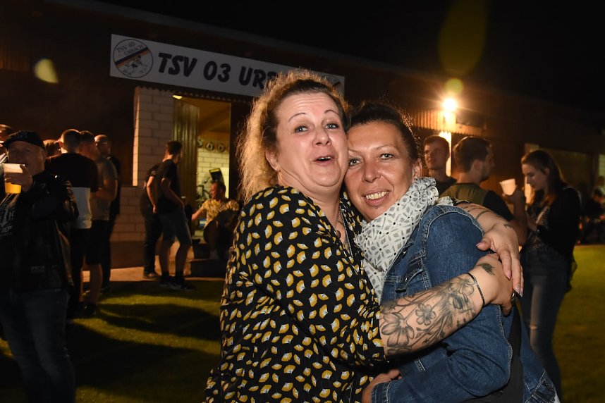 90 & 2000 Party in Urbach