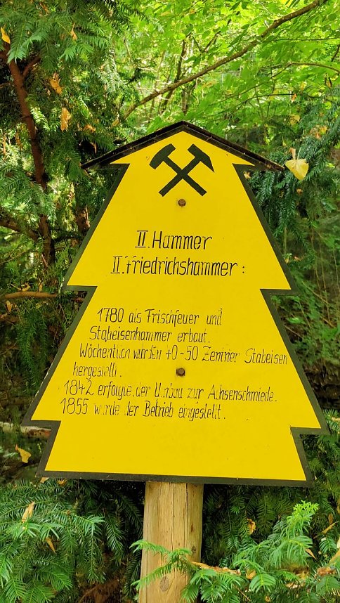 Vom M&auml;gdesprung zum Waldgagsthof