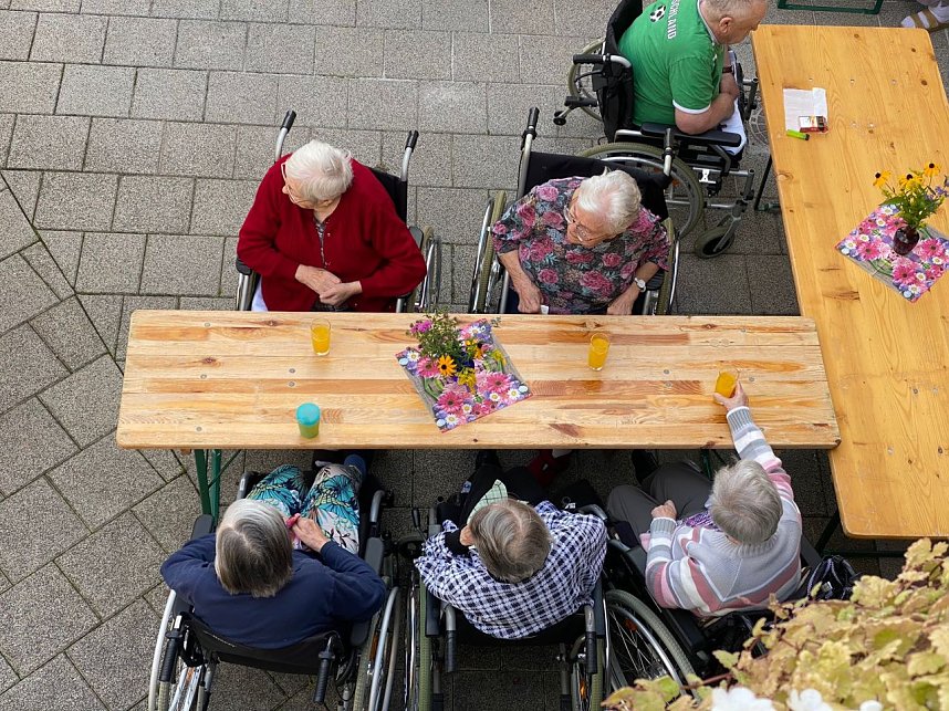 Gro&szlig;er Spa&szlig; bei Tanz, Musik und super Wetter