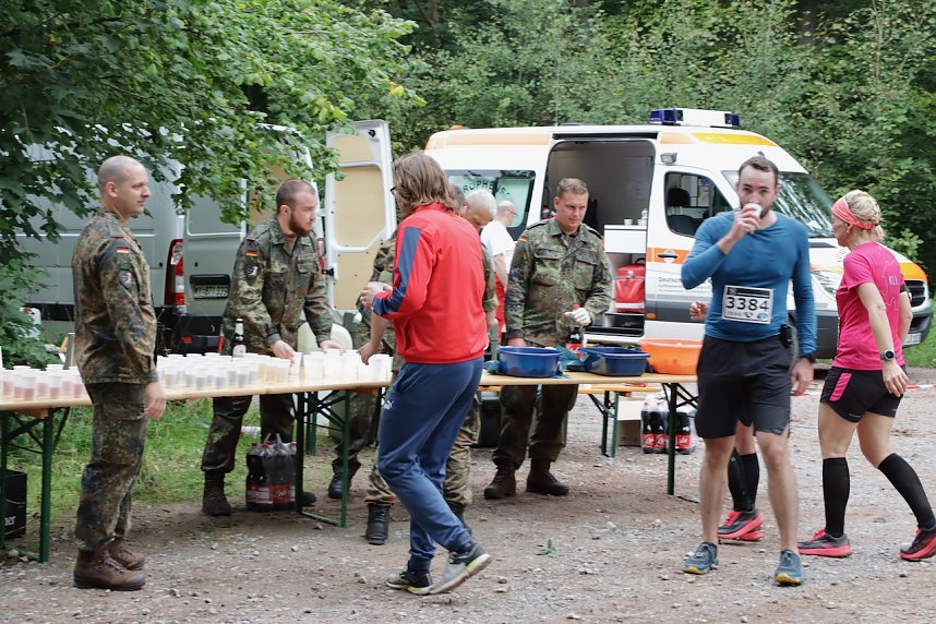 Die Soldatinnen und Soldaten bei der "Operation Berglauf"