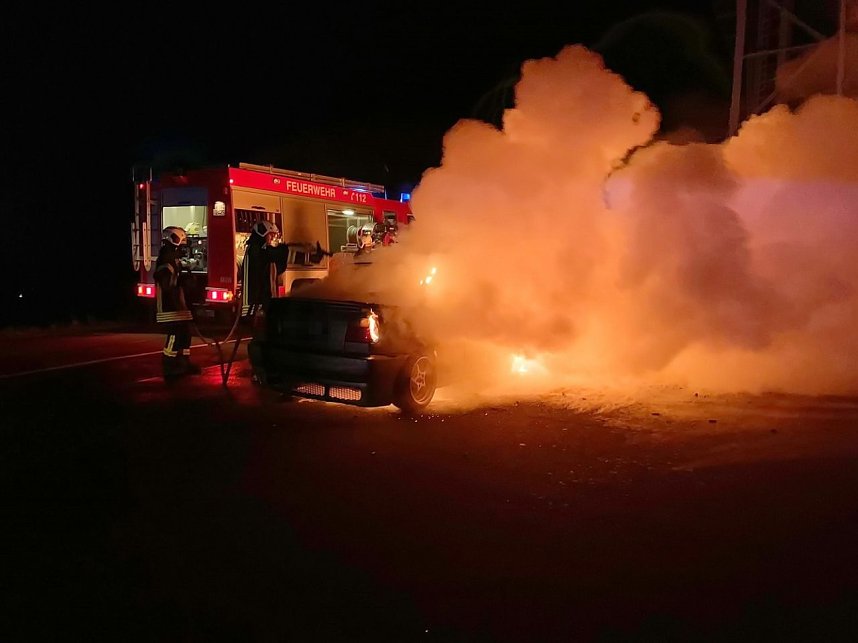 Fahrzeugbrand bei Ebeleben