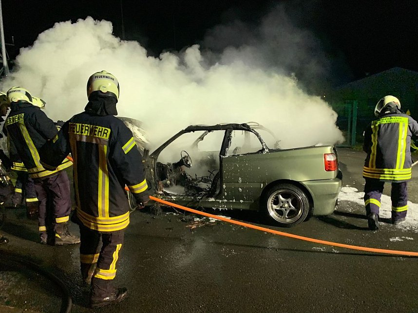 Fahrzeugbrand bei Ebeleben