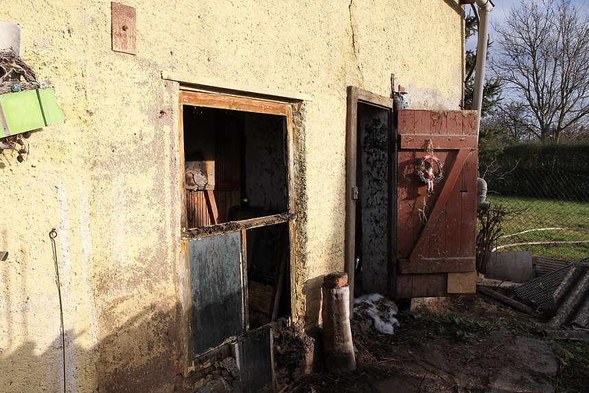 Abgebrannte Lauben in Greu&szlig;en