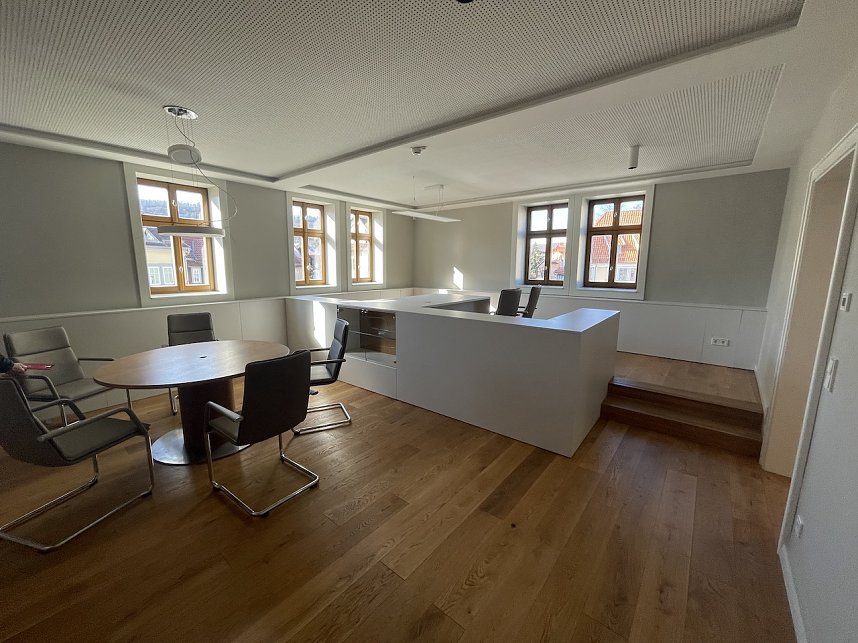 Visueller Rundgang durch das Sondersh&auml;user Rathaus