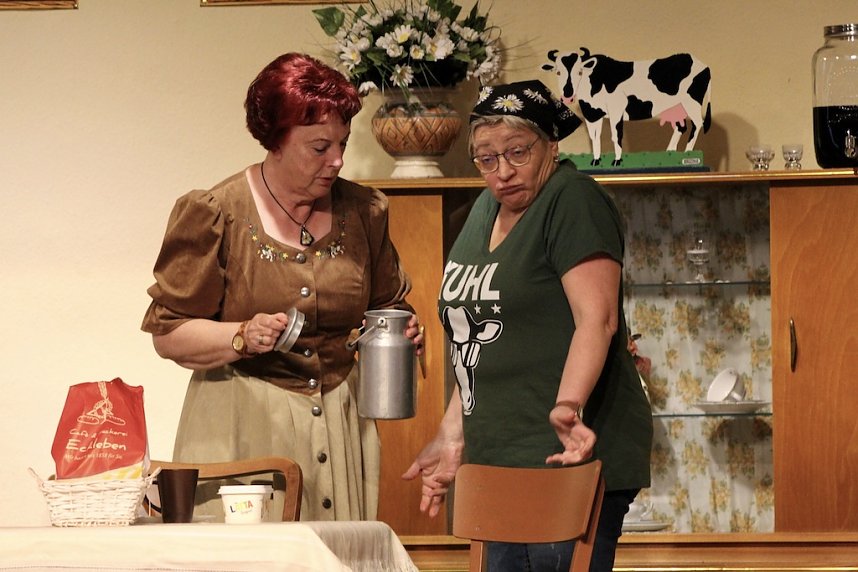 Premiere im Allmenh&auml;user Bauerntheater