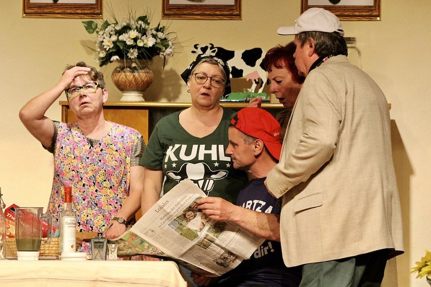 Premiere im Allmenh&auml;user Bauerntheater