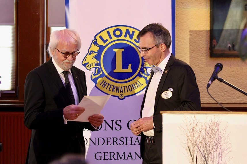 30-j&auml;hriges Jubil&auml;um des LIONS Clubs Sondershausen - v.l. Dr. Klaus Buchmann; Govenors Christoph K.Engel