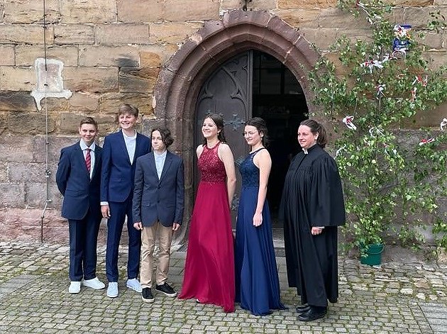 Konfirmation und Pfingsten gefeiert